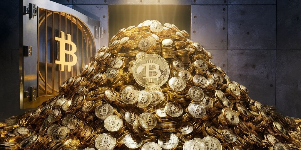 Analysts Remain Bullish on Strategy's Bitcoin Buying Plans