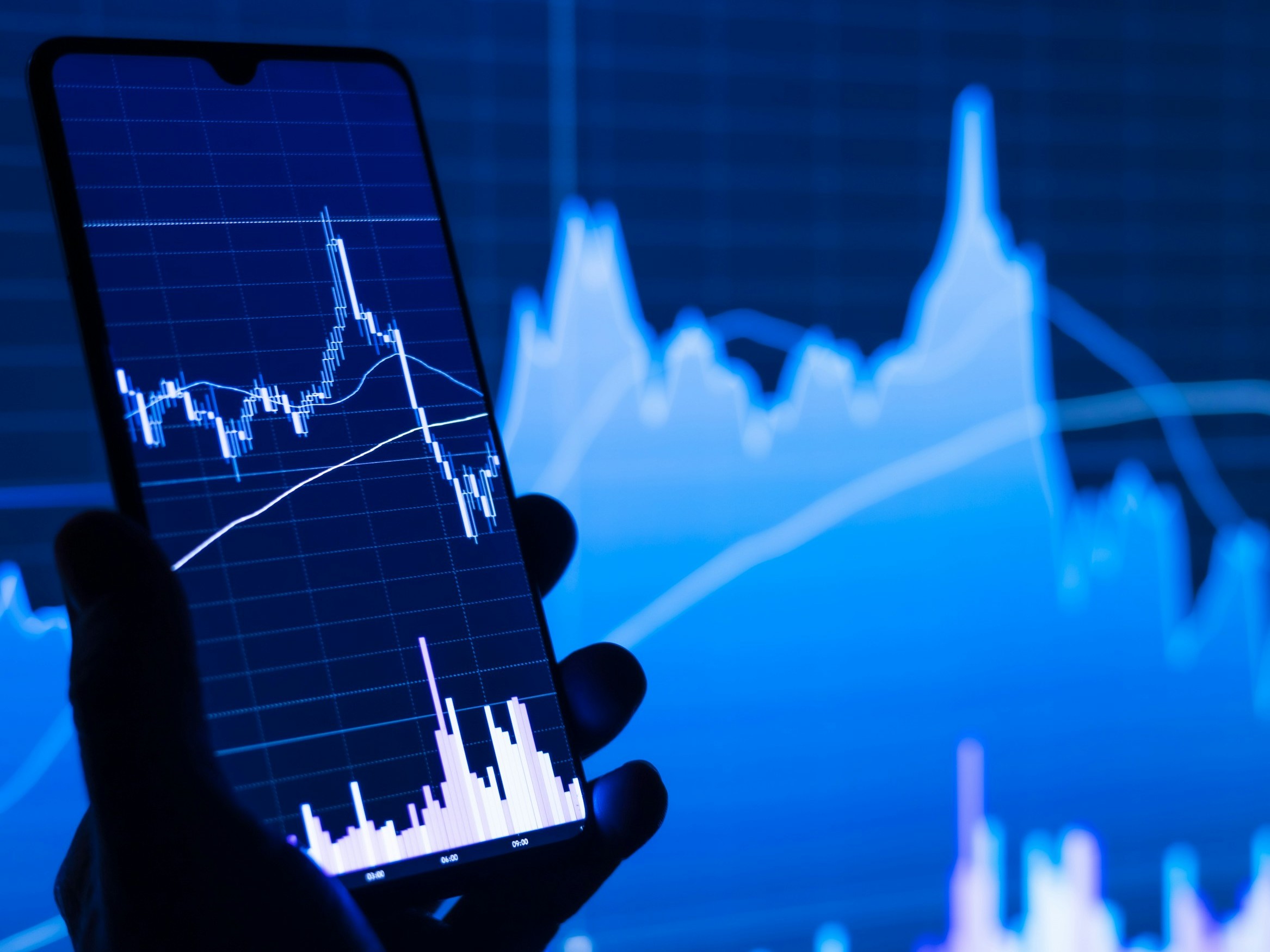 UK and Singapore form alliance to guide AI in finance